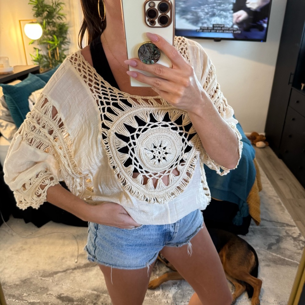 💫 REBELLION 🌟 Cream Knit Crochet Boho Top – Size Medium